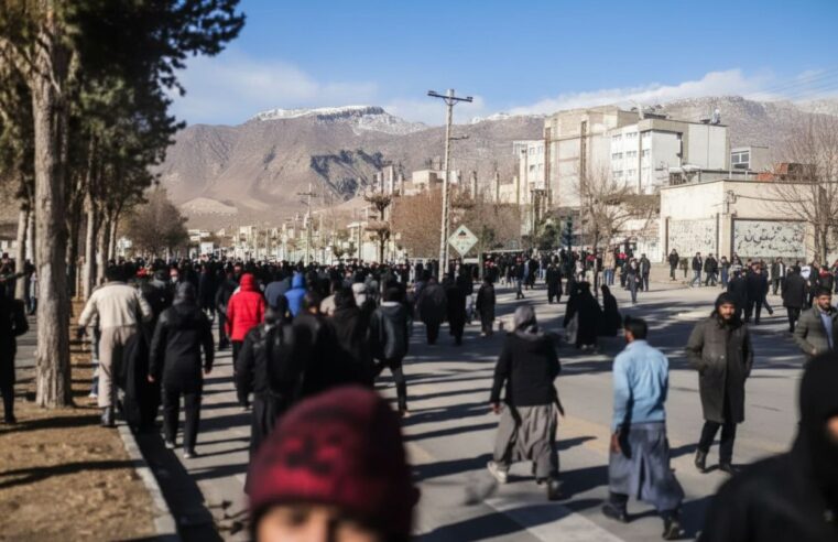 Protestos no Irã 2026: repressão e silêncio da esquerda